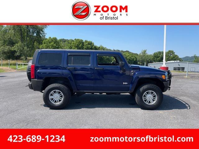 used 2009 Hummer H3 car, priced at $8,990