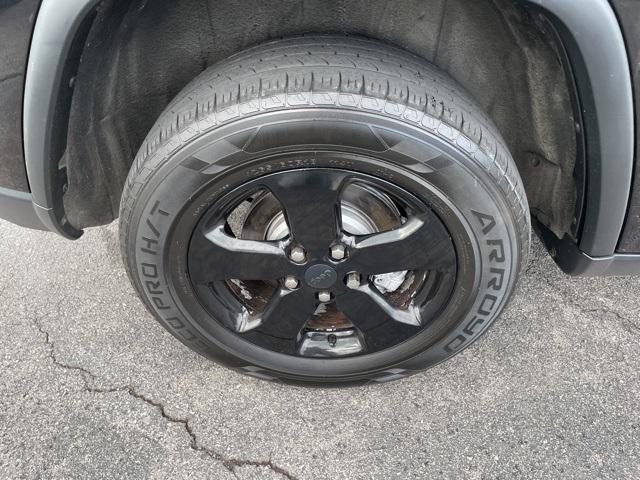 used 2012 Jeep Grand Cherokee car, priced at $9,990