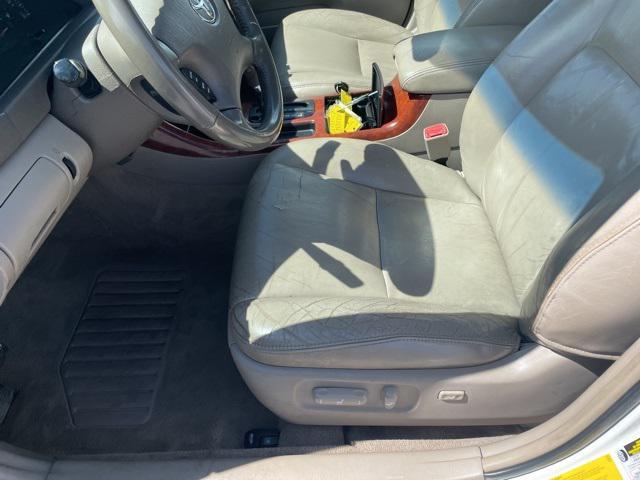 used 2004 Toyota Camry car, priced at $2,900
