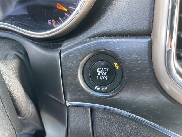 used 2015 Jeep Grand Cherokee car, priced at $11,950