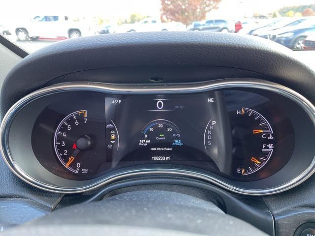 used 2015 Jeep Grand Cherokee car, priced at $11,950