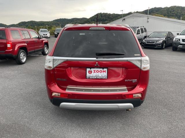 used 2015 Mitsubishi Outlander car, priced at $8,950