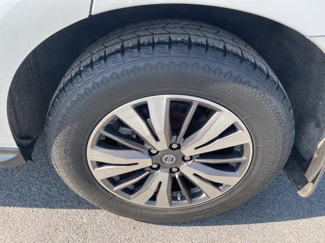 used 2017 Nissan Pathfinder car, priced at $12,450