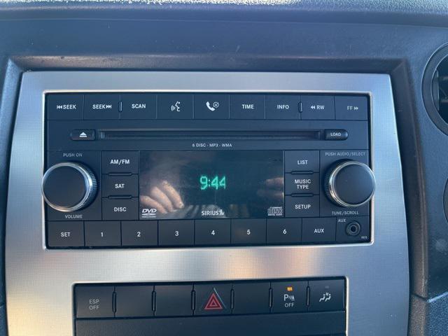 used 2008 Jeep Commander car, priced at $2,850