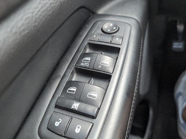 used 2015 Jeep Grand Cherokee car, priced at $9,950