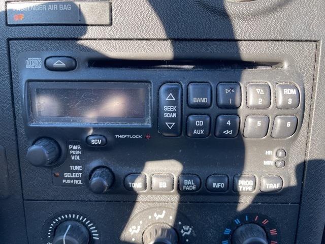 used 2006 Pontiac Grand Prix car, priced at $2,400