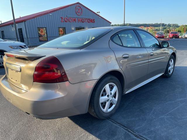 used 2006 Pontiac Grand Prix car, priced at $2,400
