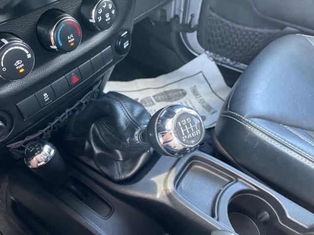 used 2014 Jeep Wrangler Unlimited car, priced at $13,900