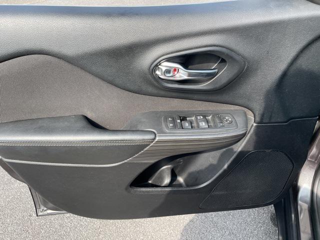used 2017 Jeep Cherokee car, priced at $10,950