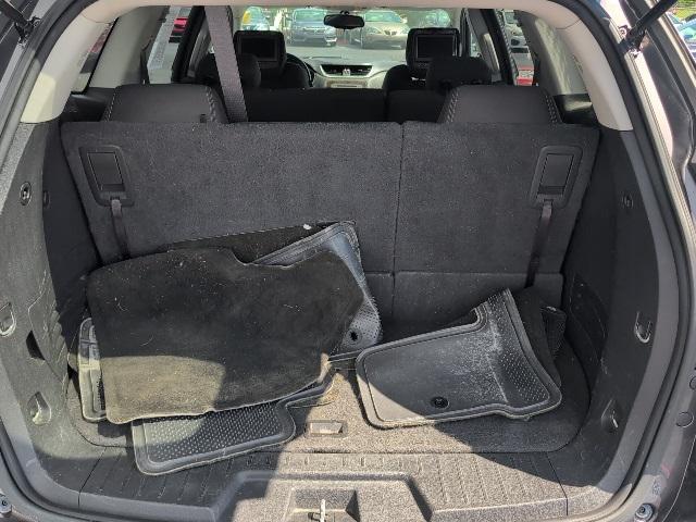 used 2015 Chevrolet Traverse car, priced at $8,800