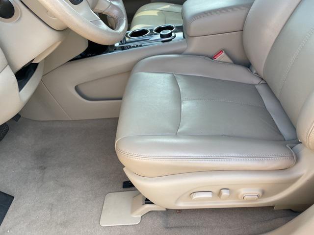 used 2014 Nissan Pathfinder car, priced at $8,950