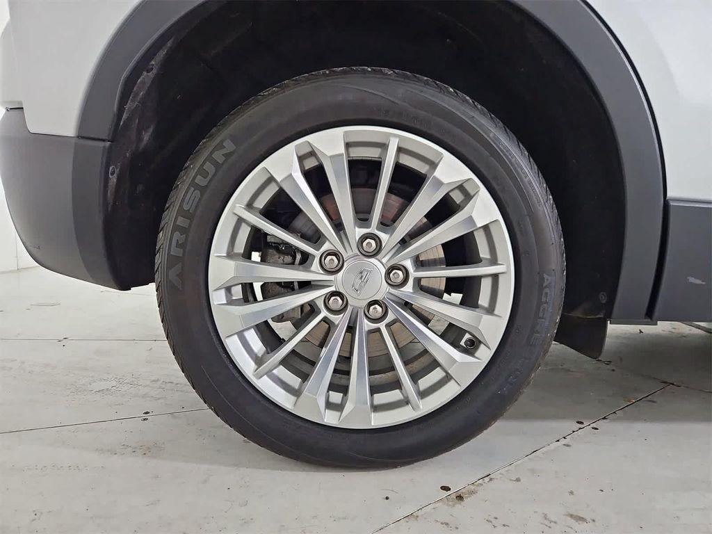 used 2019 Cadillac XT4 car, priced at $23,384