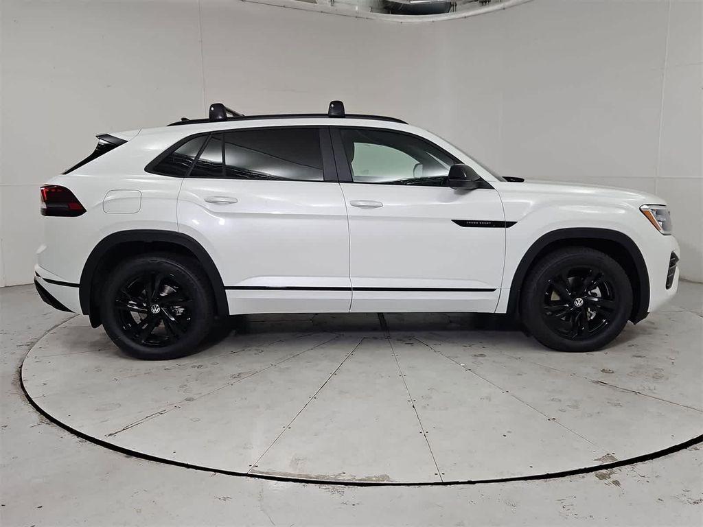 new 2026 Volkswagen Atlas Cross Sport car, priced at $54,563