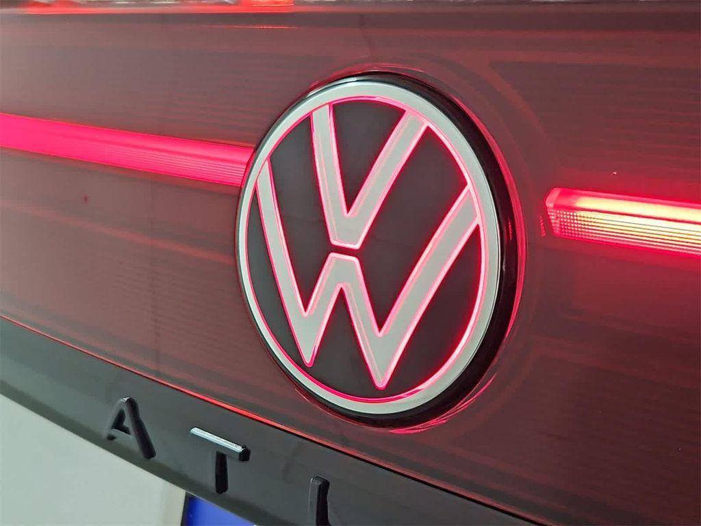new 2026 Volkswagen Atlas Cross Sport car, priced at $54,563
