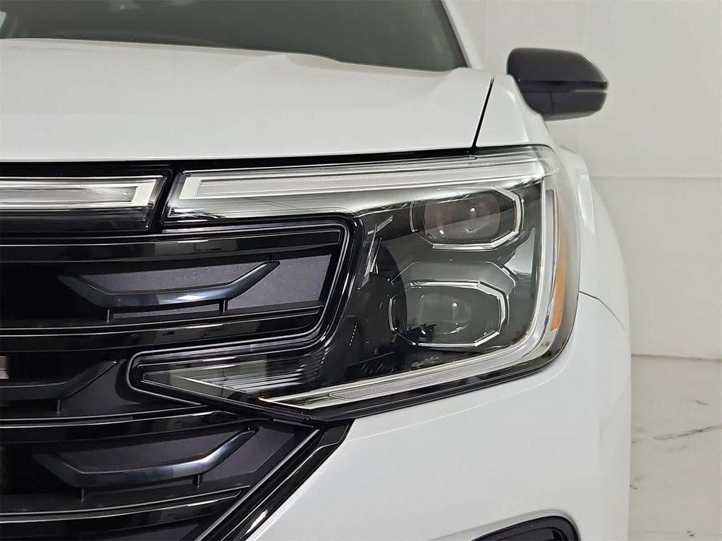 new 2026 Volkswagen Atlas Cross Sport car, priced at $54,563