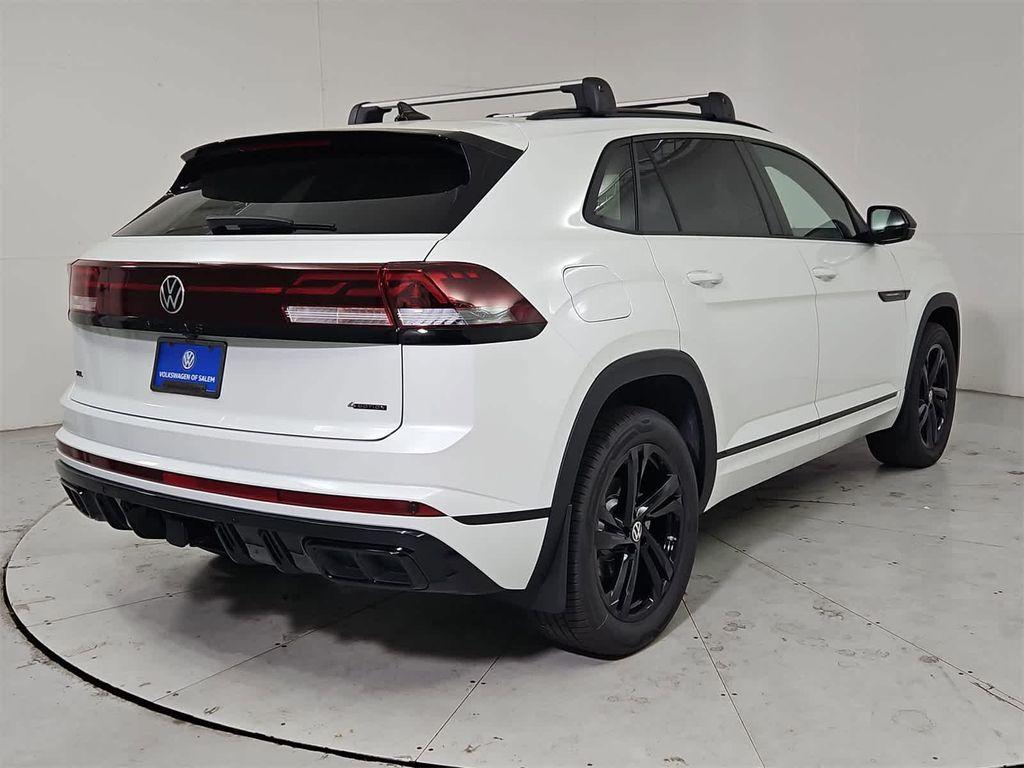 new 2026 Volkswagen Atlas Cross Sport car, priced at $54,563