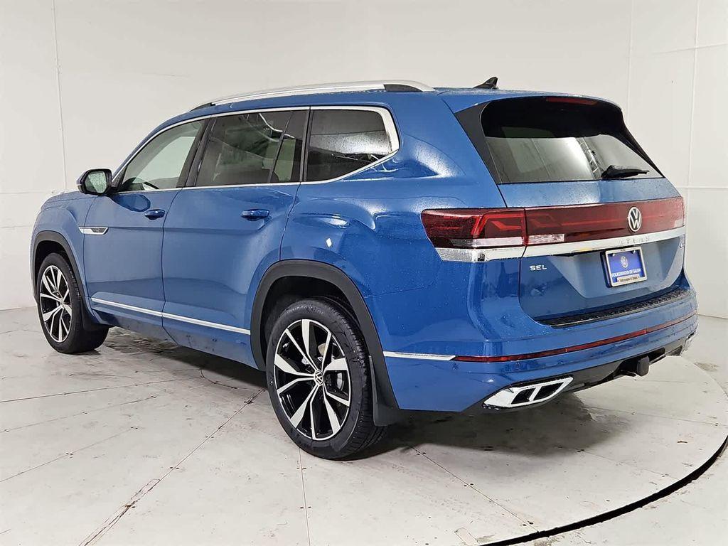 new 2026 Volkswagen Atlas car, priced at $57,654