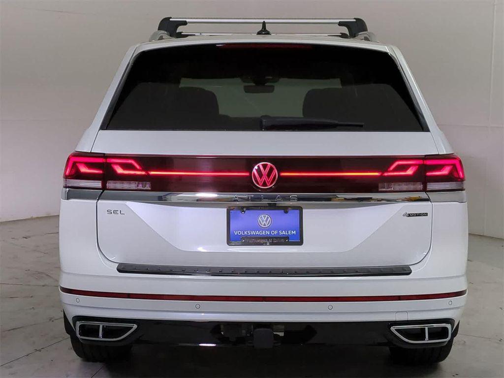 new 2025 Volkswagen Atlas car, priced at $58,134