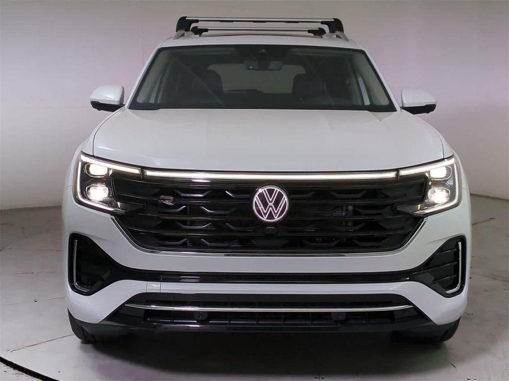 new 2025 Volkswagen Atlas car, priced at $58,134