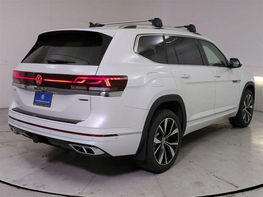 new 2025 Volkswagen Atlas car, priced at $58,134