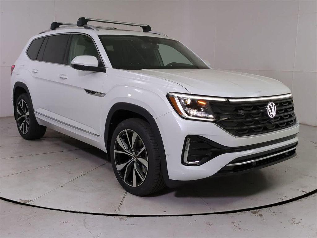 new 2025 Volkswagen Atlas car, priced at $58,134