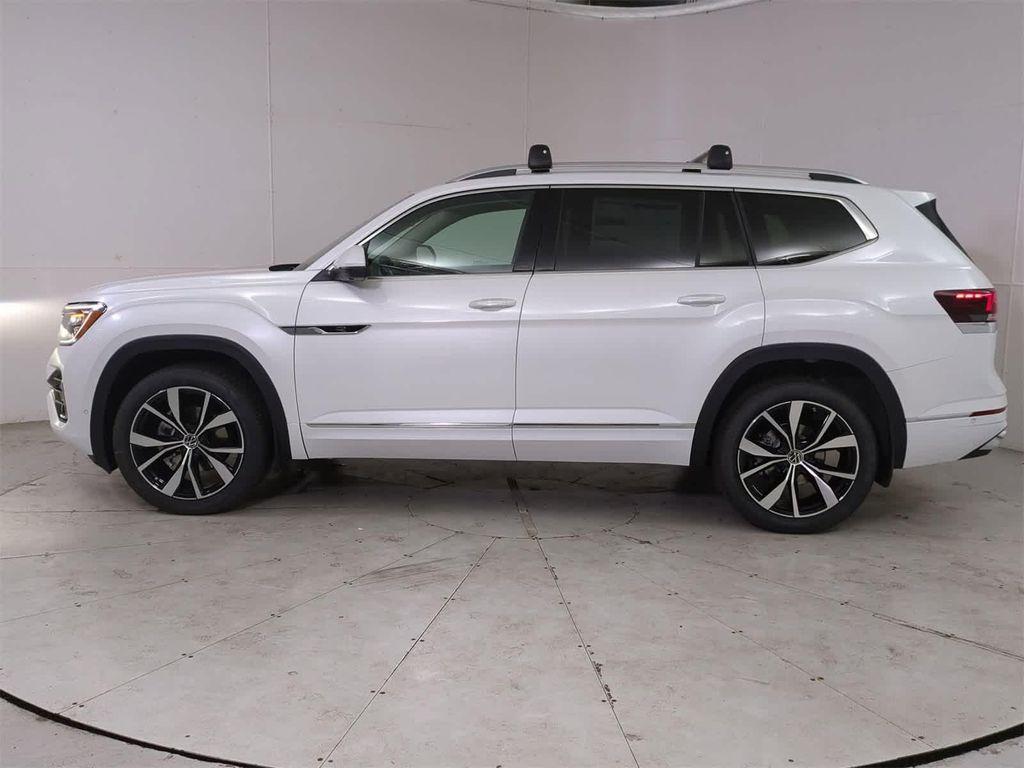 new 2025 Volkswagen Atlas car, priced at $58,134