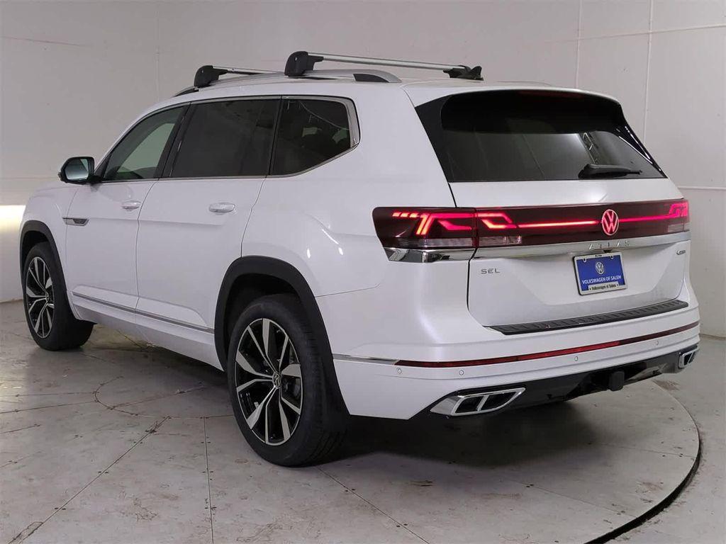 new 2025 Volkswagen Atlas car, priced at $58,134