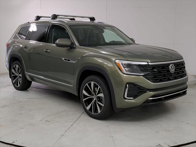new 2025 Volkswagen Atlas car, priced at $56,984