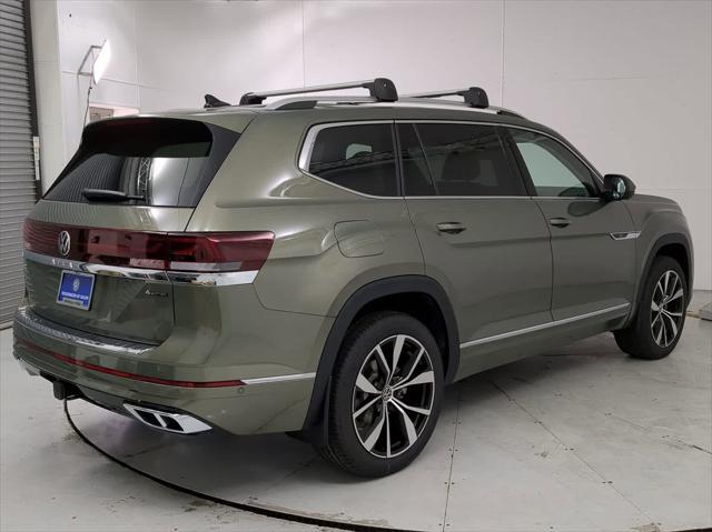 new 2025 Volkswagen Atlas car, priced at $56,984