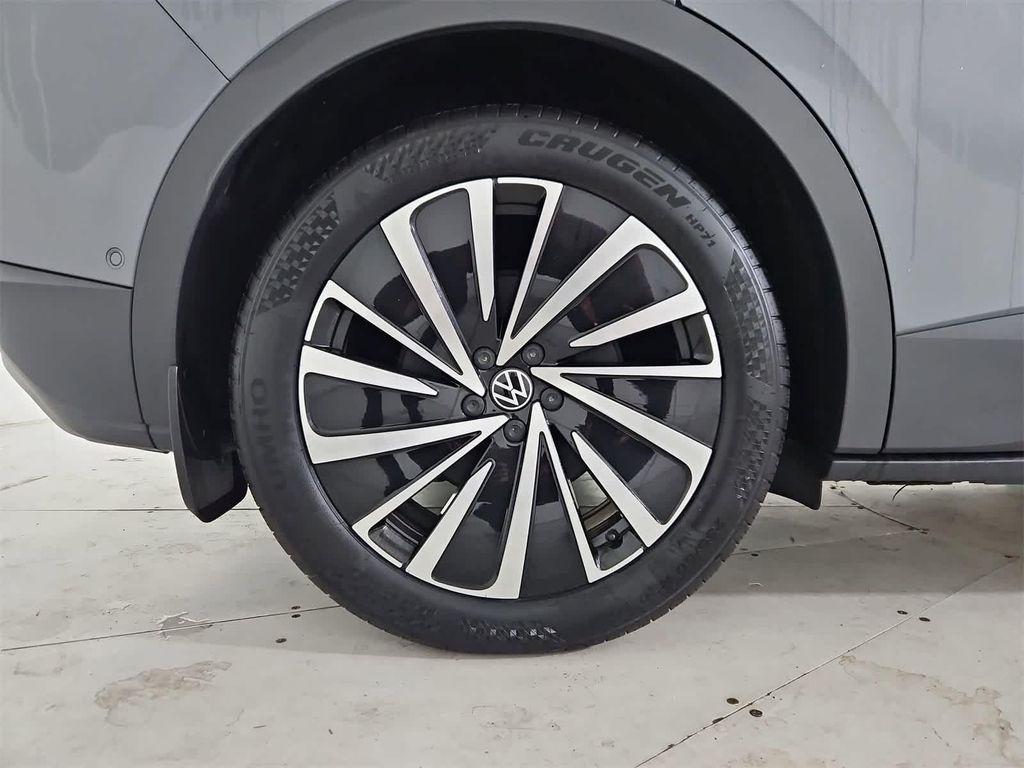 used 2024 Volkswagen ID.4 car, priced at $23,344