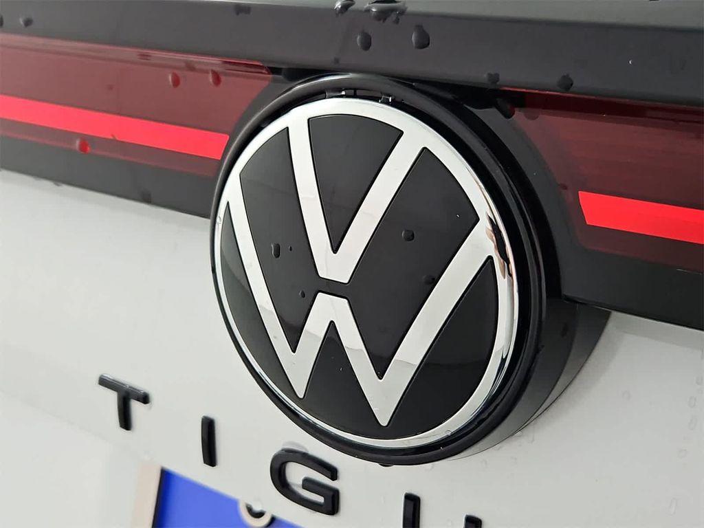 new 2025 Volkswagen Tiguan car, priced at $40,877