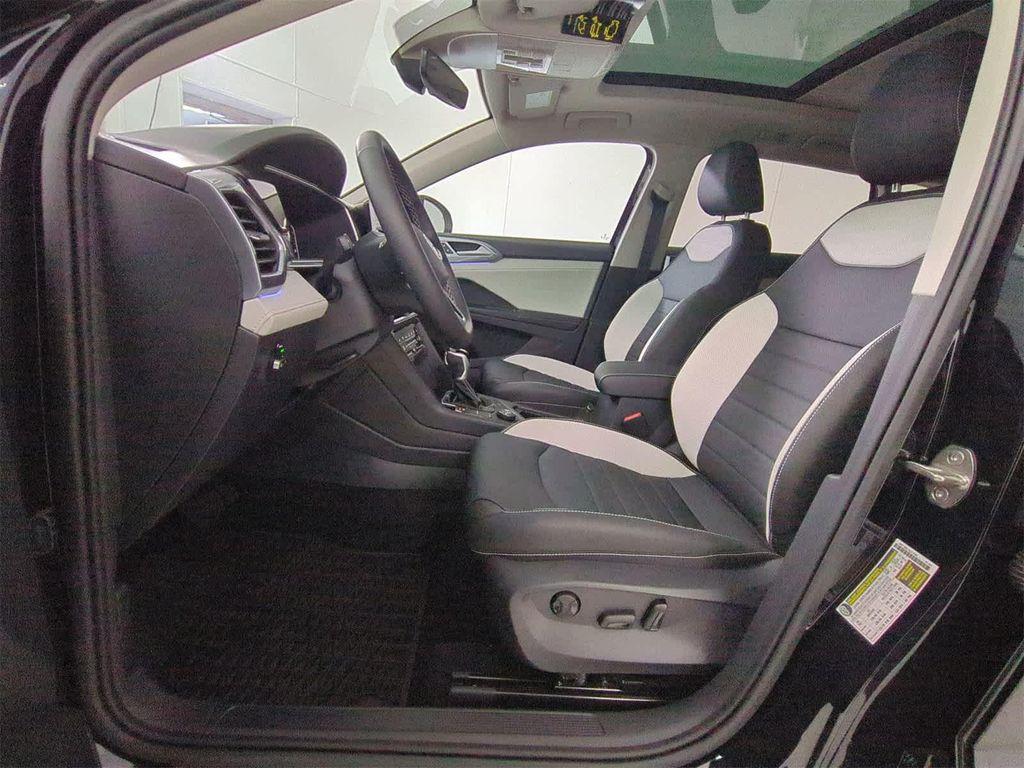 new 2025 Volkswagen Taos car, priced at $37,051