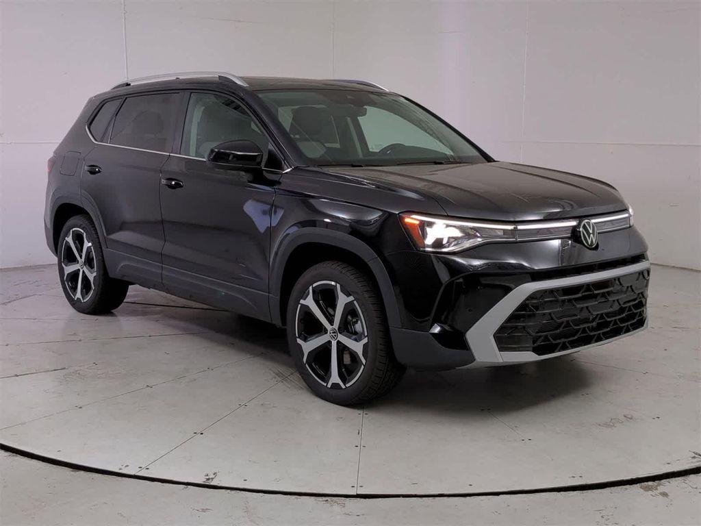 new 2025 Volkswagen Taos car, priced at $37,051