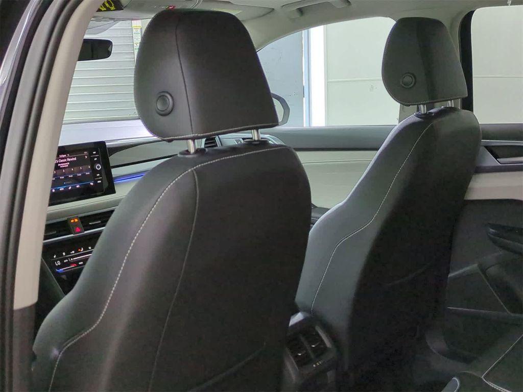 new 2025 Volkswagen Taos car, priced at $37,051