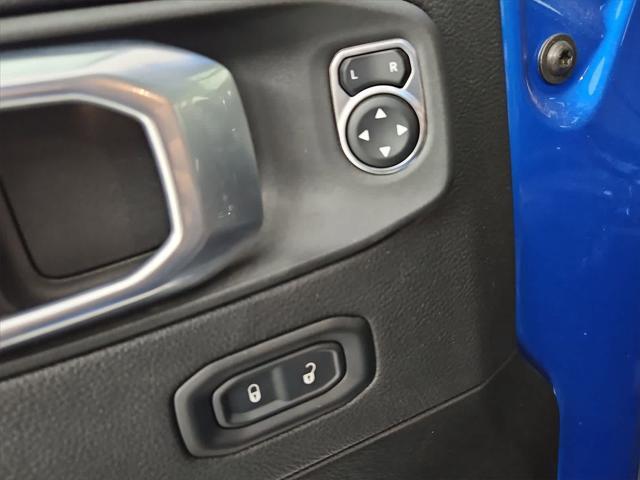 used 2022 Jeep Gladiator car, priced at $40,443