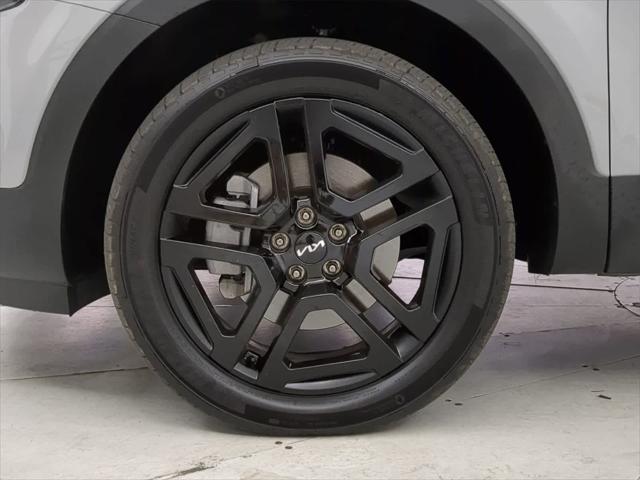 used 2024 Kia Telluride car, priced at $50,403