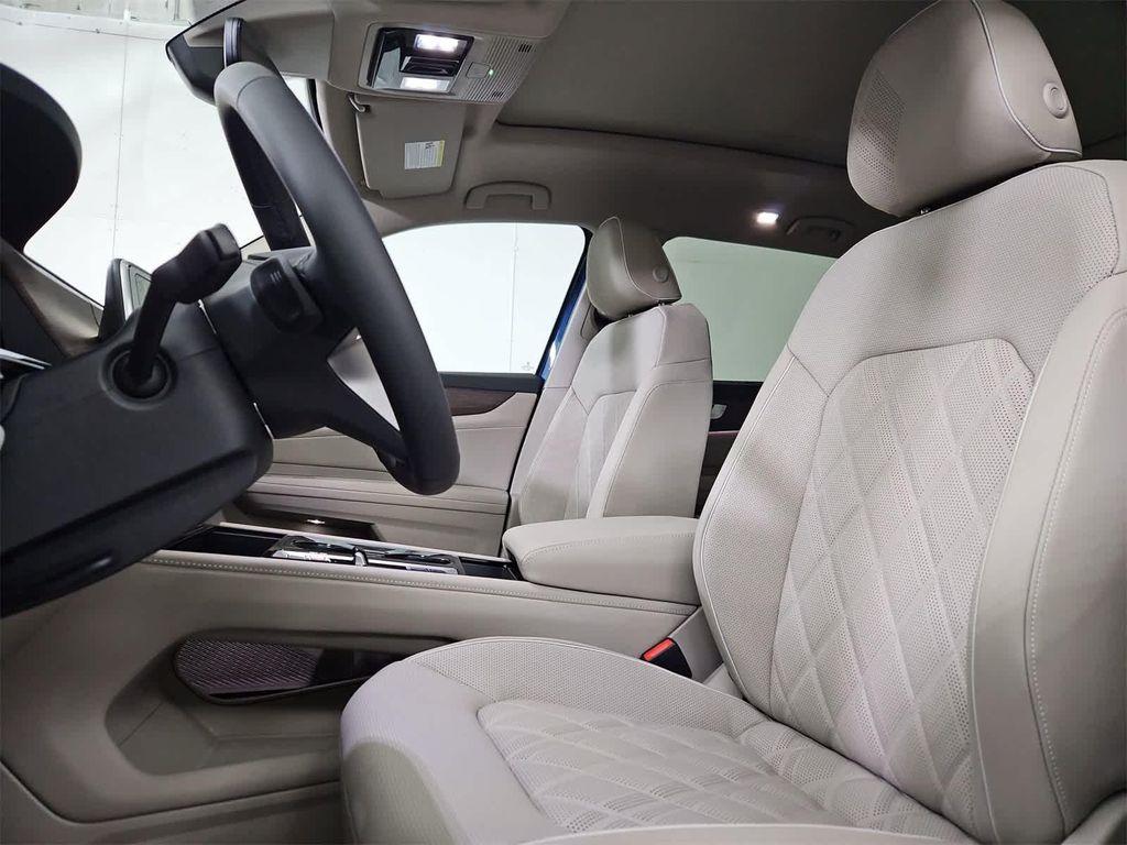 new 2026 Volkswagen Atlas car, priced at $58,349