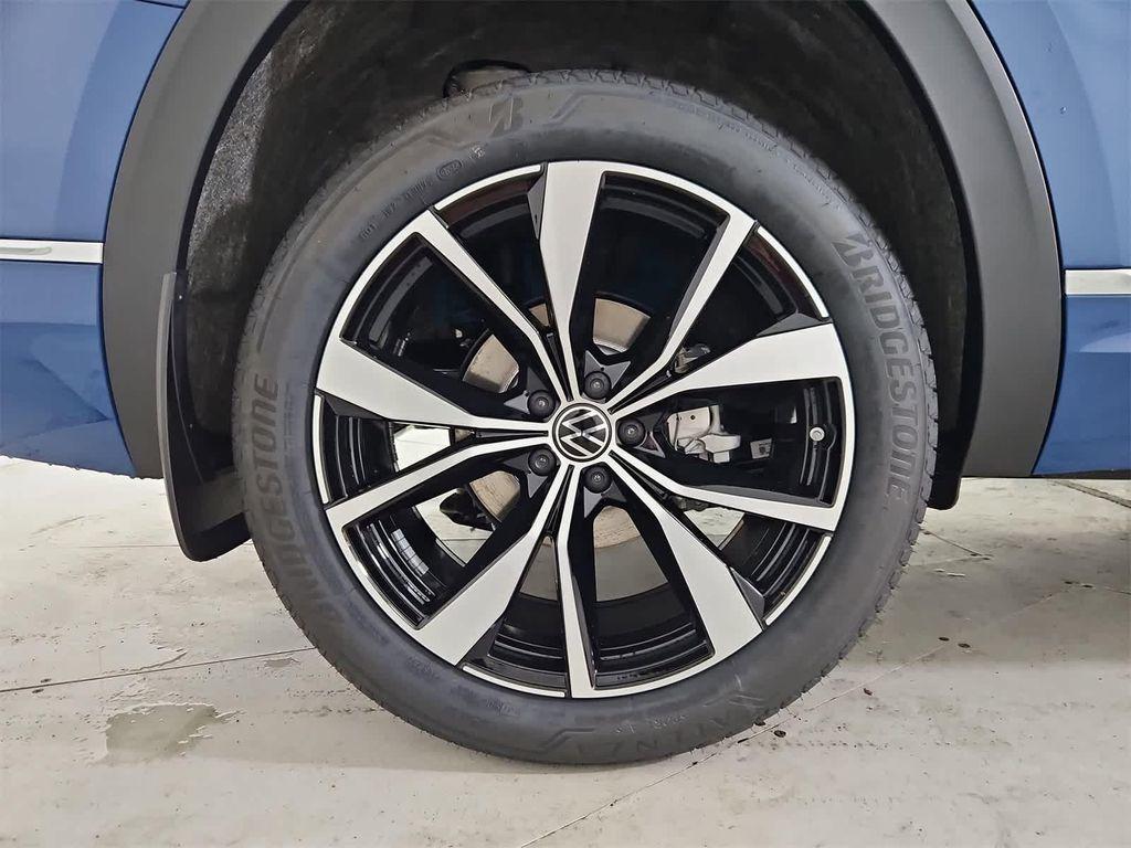 new 2026 Volkswagen Atlas car, priced at $58,349