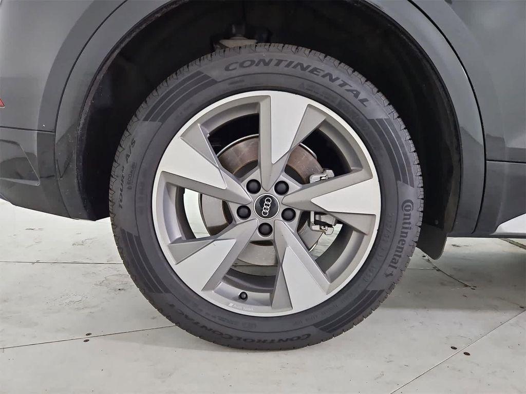 used 2022 Audi Q5 car, priced at $26,119