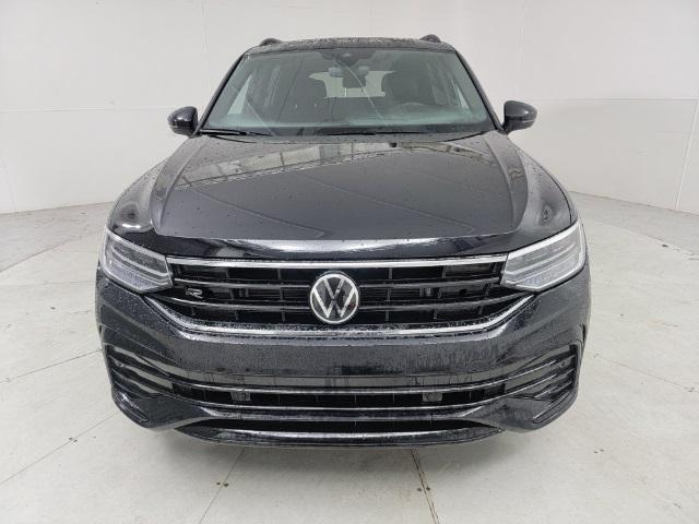 new 2024 Volkswagen Tiguan car, priced at $35,015
