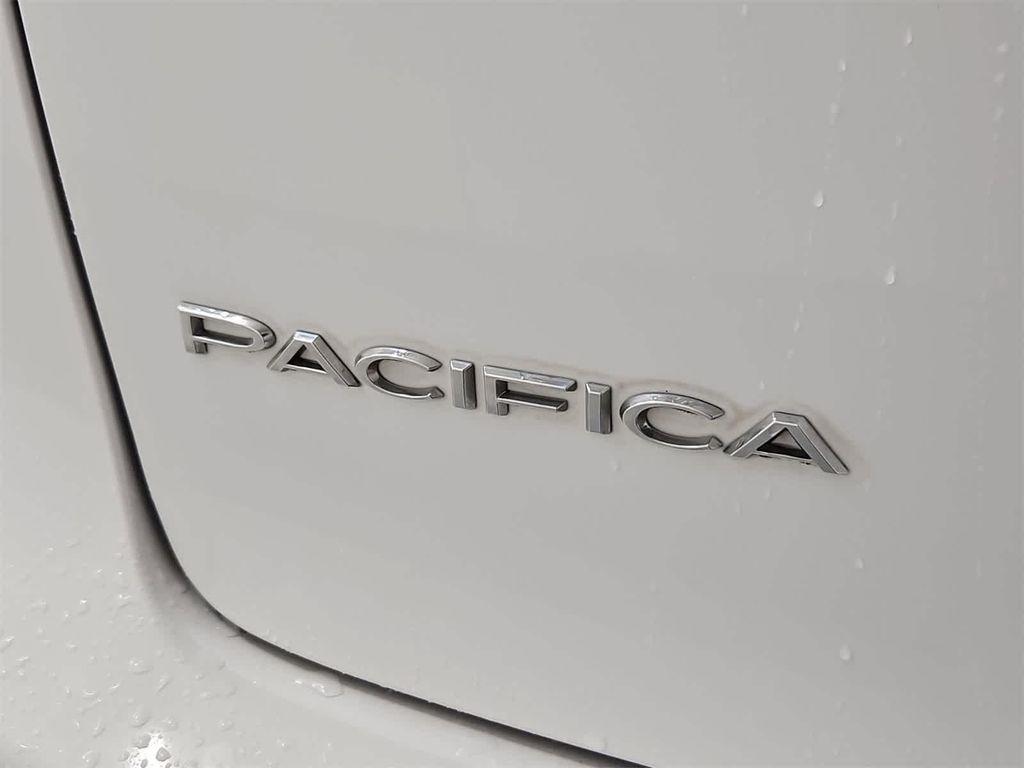 used 2020 Chrysler Pacifica car, priced at $24,867