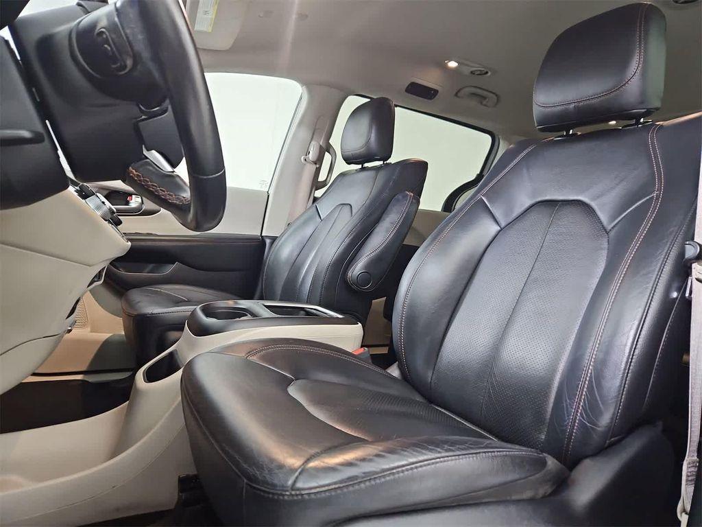 used 2020 Chrysler Pacifica car, priced at $24,867
