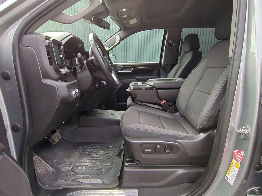 used 2023 GMC Sierra 1500 car, priced at $36,055