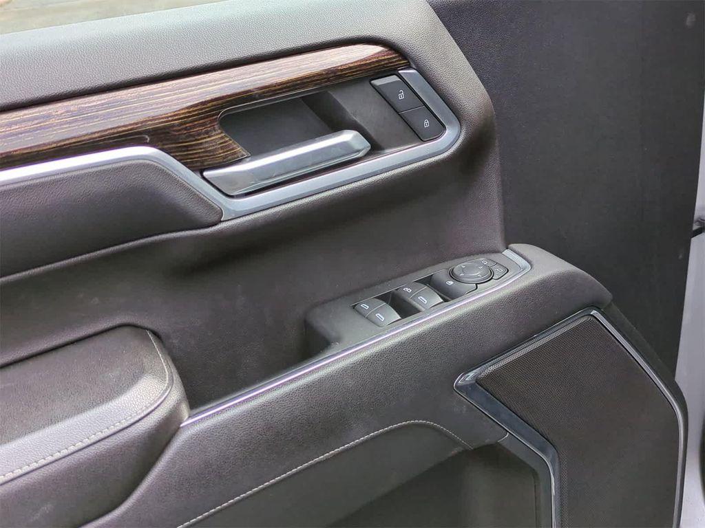used 2023 GMC Sierra 1500 car, priced at $36,055