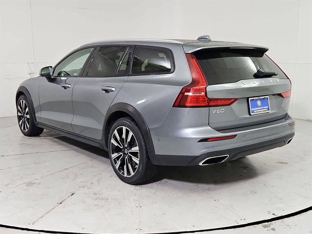 used 2021 Volvo V60 Cross Country car, priced at $24,811