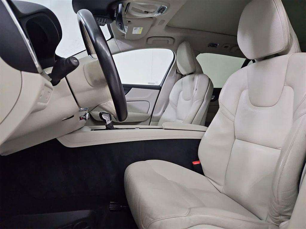 used 2021 Volvo V60 Cross Country car, priced at $24,811
