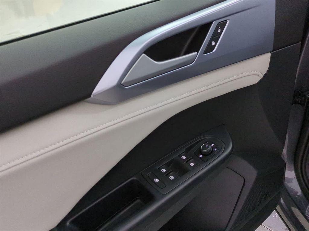 new 2025 Volkswagen Taos car, priced at $33,151