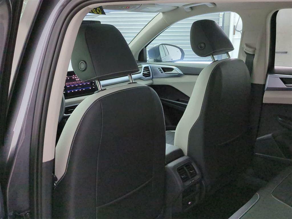 new 2025 Volkswagen Taos car, priced at $33,151
