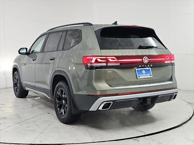 new 2025 Volkswagen Atlas car, priced at $49,354