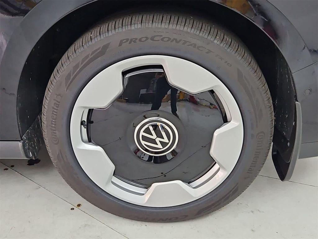 new 2025 Volkswagen ID. Buzz car, priced at $62,305